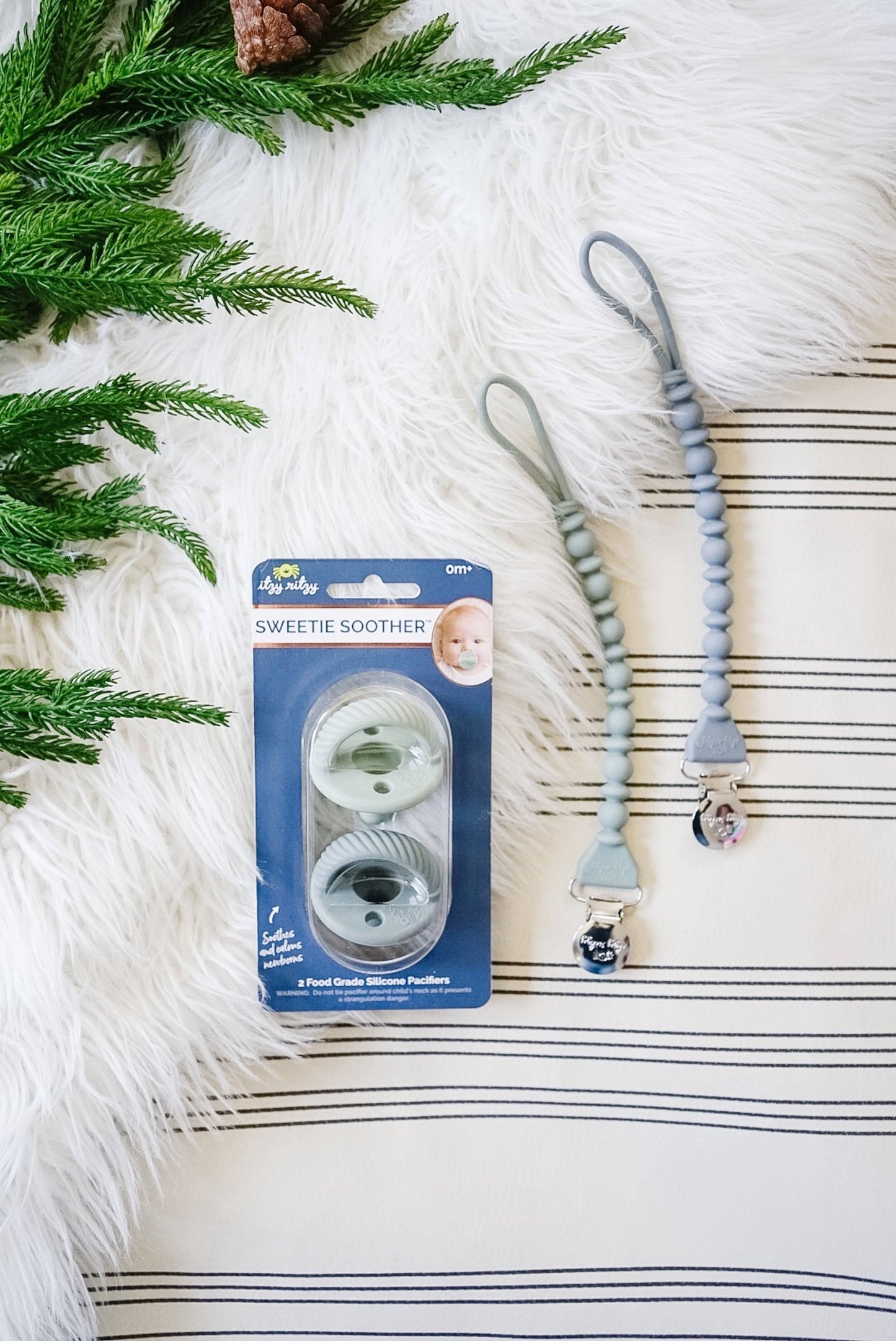 Sweetie Strap™ Silicone Pacifier Clip - Toast
