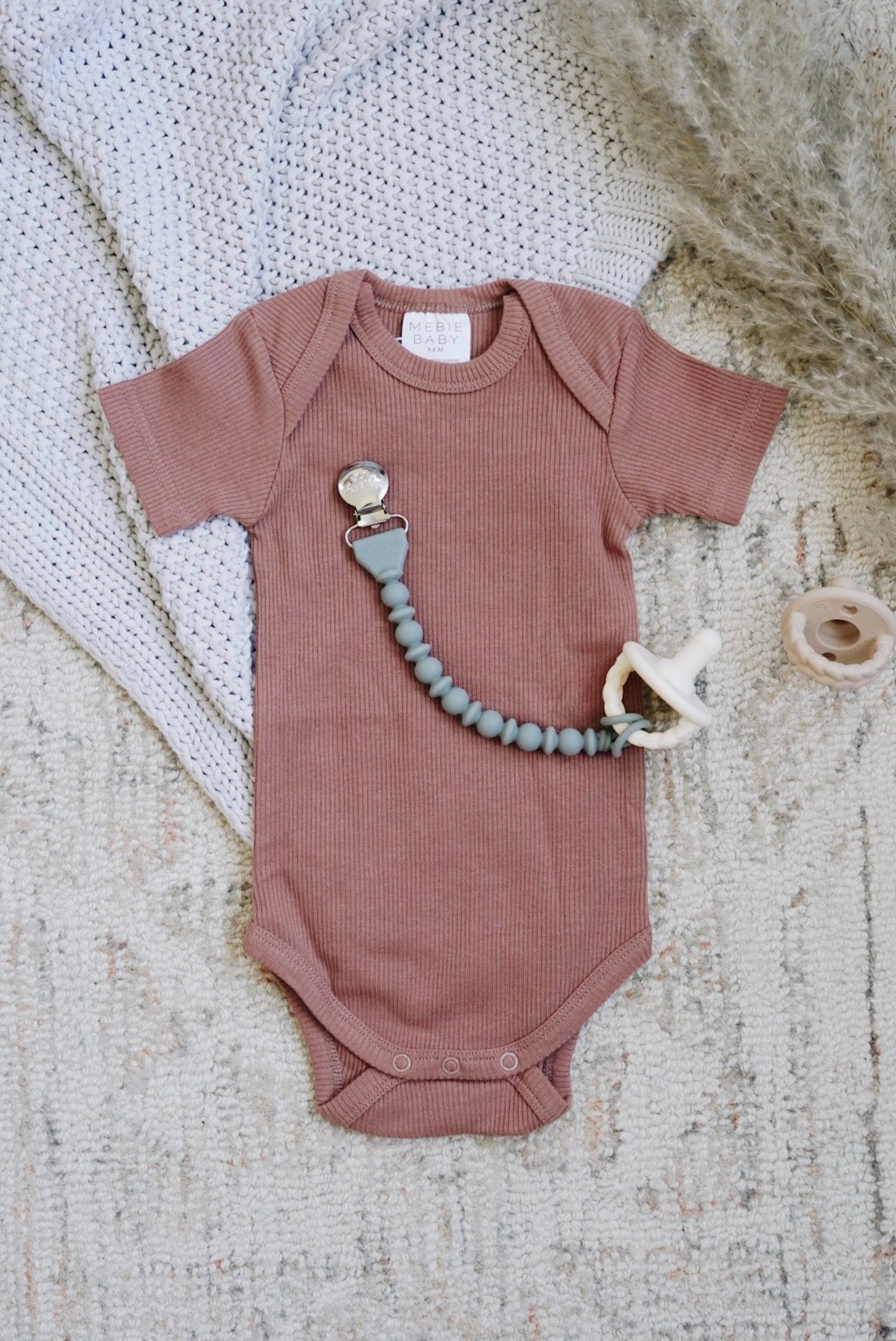 Sweetie Strap™ Silicone Pacifier Clip - Toast
